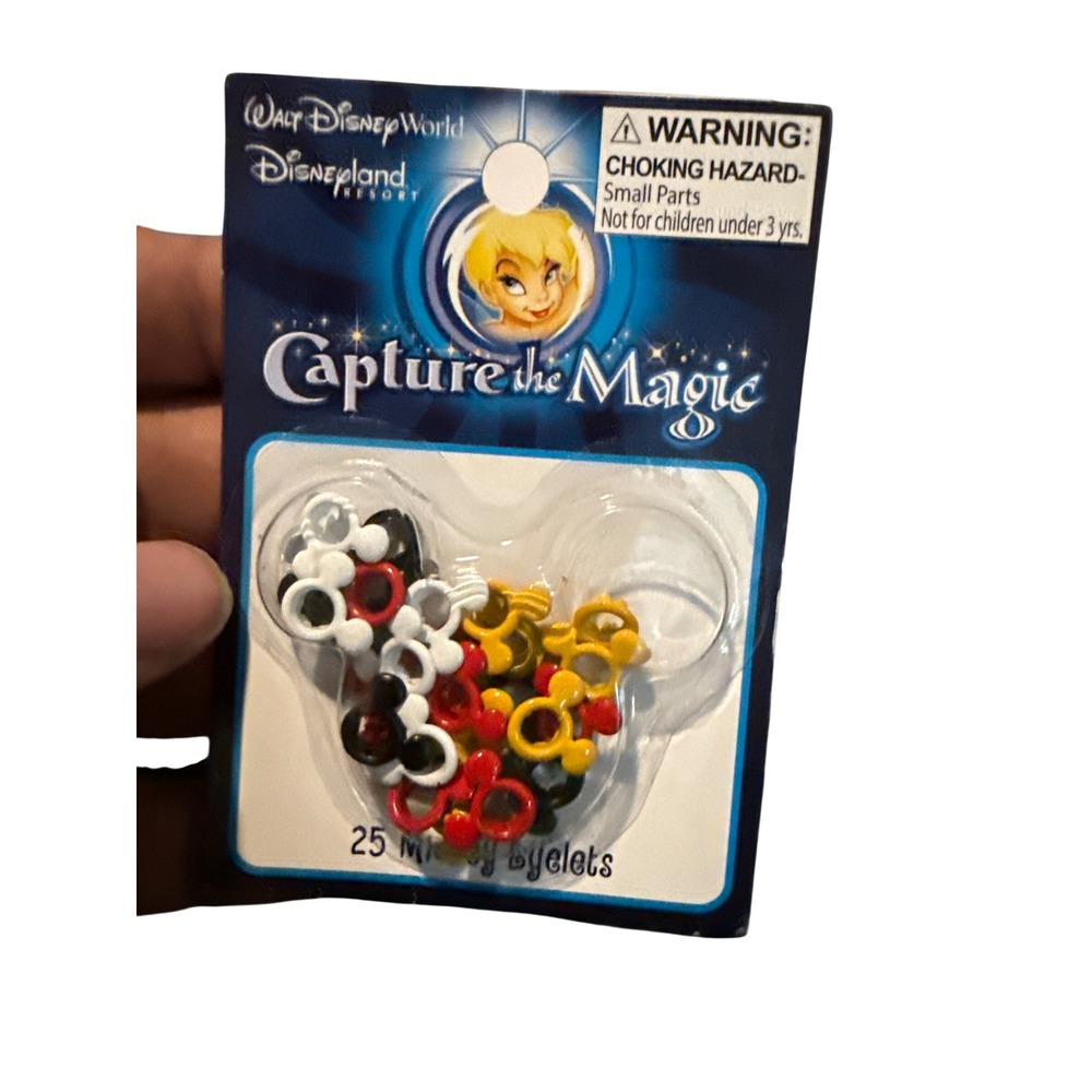 Disney Capture the Magic 25‎ Mickey Eyelets Craft Scrapbooking Embellishments